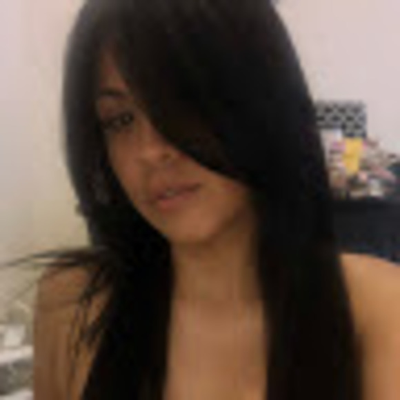 Meet your Posher, Elizabeth - Picture 1 of 1